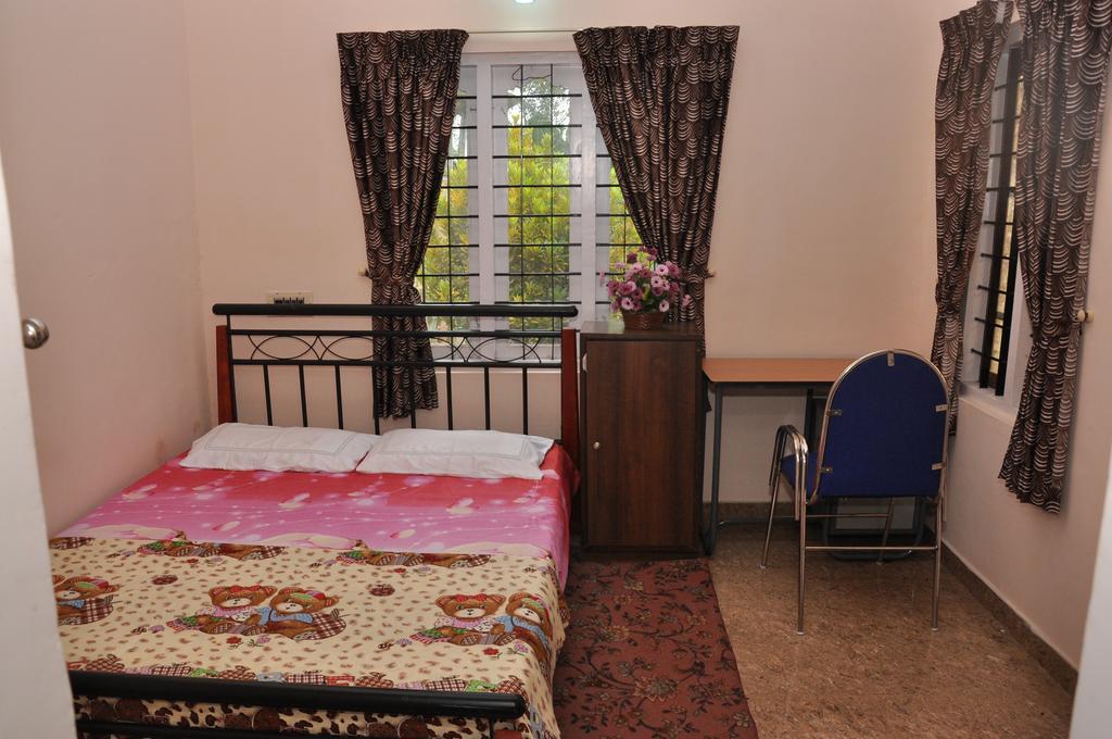Bluemount Apartment Kattappana Exterior photo