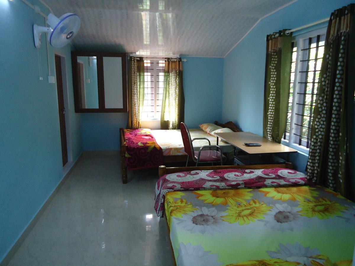 Bluemount Apartment Kattappana Exterior photo
